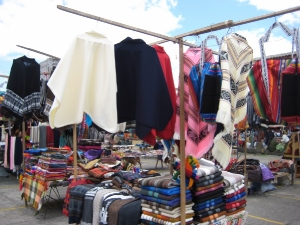 Saquisili - Market clothing