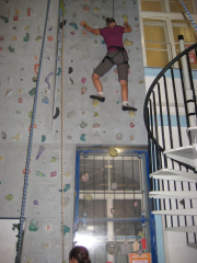 Alonna climbing