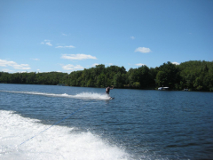 ruttgers-waterskiing01.jpg