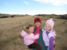 t08_34-thanksgiving-liese-alonna-maddie.jpg